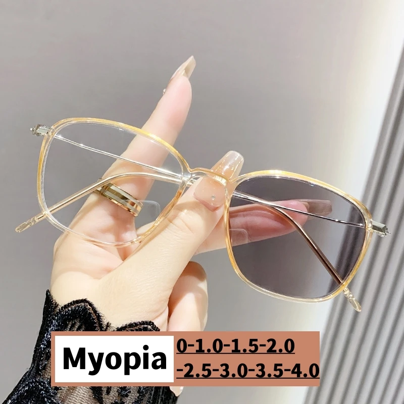 

Women New Style Photochromic Glasses Men Ultralight Color Changing Myopia Eyewear Trendy Small Frame Near Sight Eyeglasses