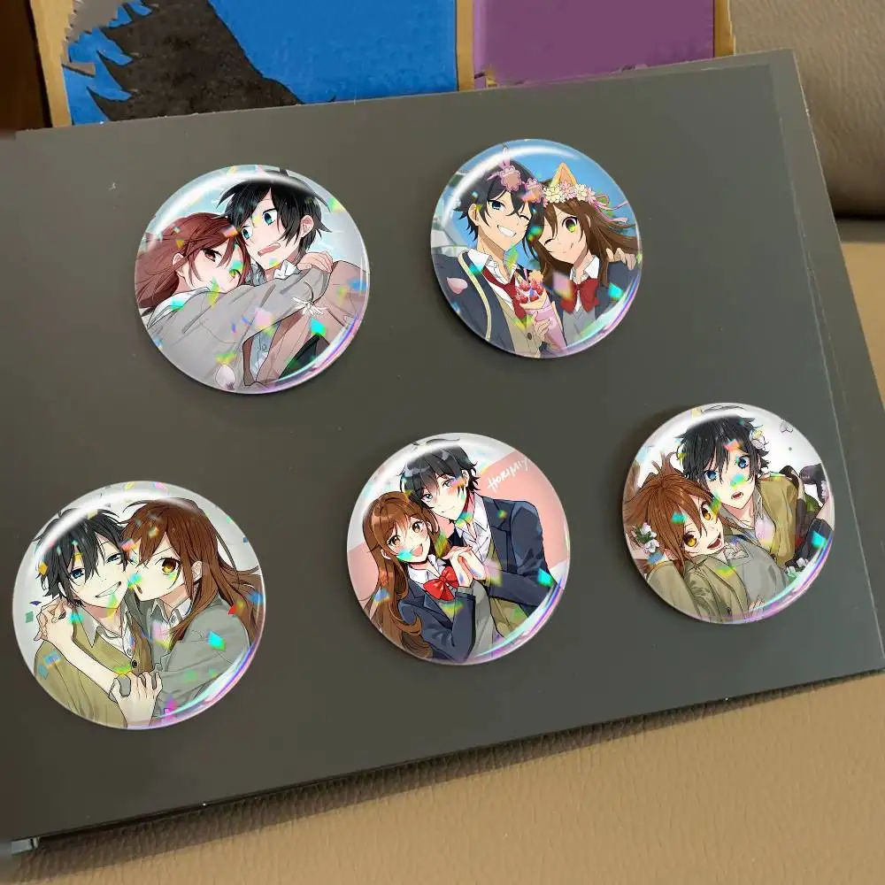 Horimiya Hori-san to Miyamura-kun   Badge 25 32 44 58 75 mm Round Fans Collect Friends Gifts Brooch Souvenir