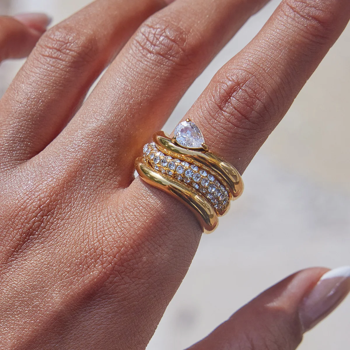 

YHTOT Minimalist 18K Gold Color Plated Stainless Steel White Zircon Wave Ring Stackable Waterdrop Ring Women's Jewelry Party Gi