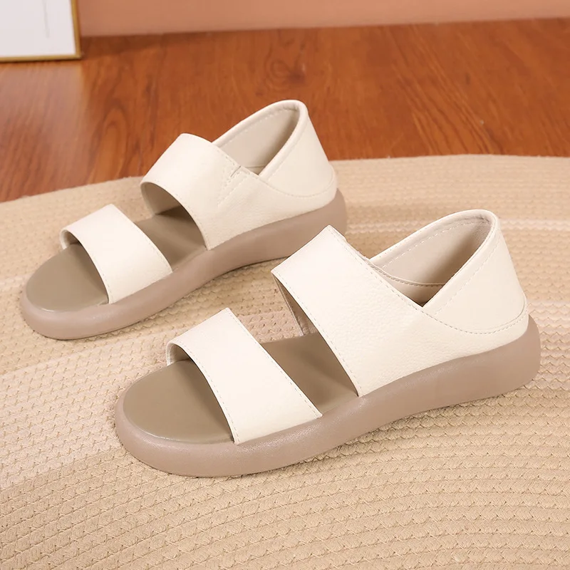 New Flat bottom Women Sandals Fashion Hollow Out Soft Sole Casual Beach Sandals Shoes for Women Sandalias De Mujer 2024