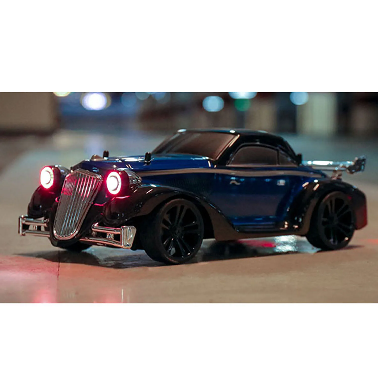

Toys 1/16 RTR SCY 16302 AWD RC Vintage Drift Car Flowing Water Light 180MM Wheelbase Electric Finished Model for Collectors Gift
