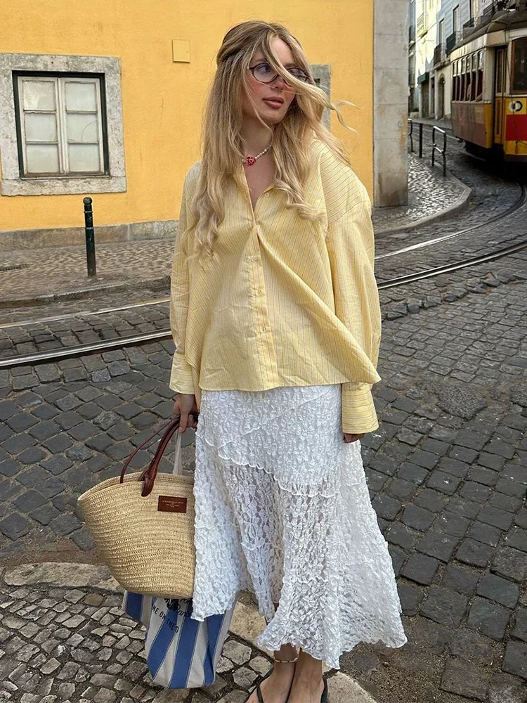 Gestreept Revers Kraag Shirt Dames Modieus Single-breasted Lange Mouwen Split Zoom 2025, Nieuwe Zomer Nieuwe Vrouwelijke Chic Shirt