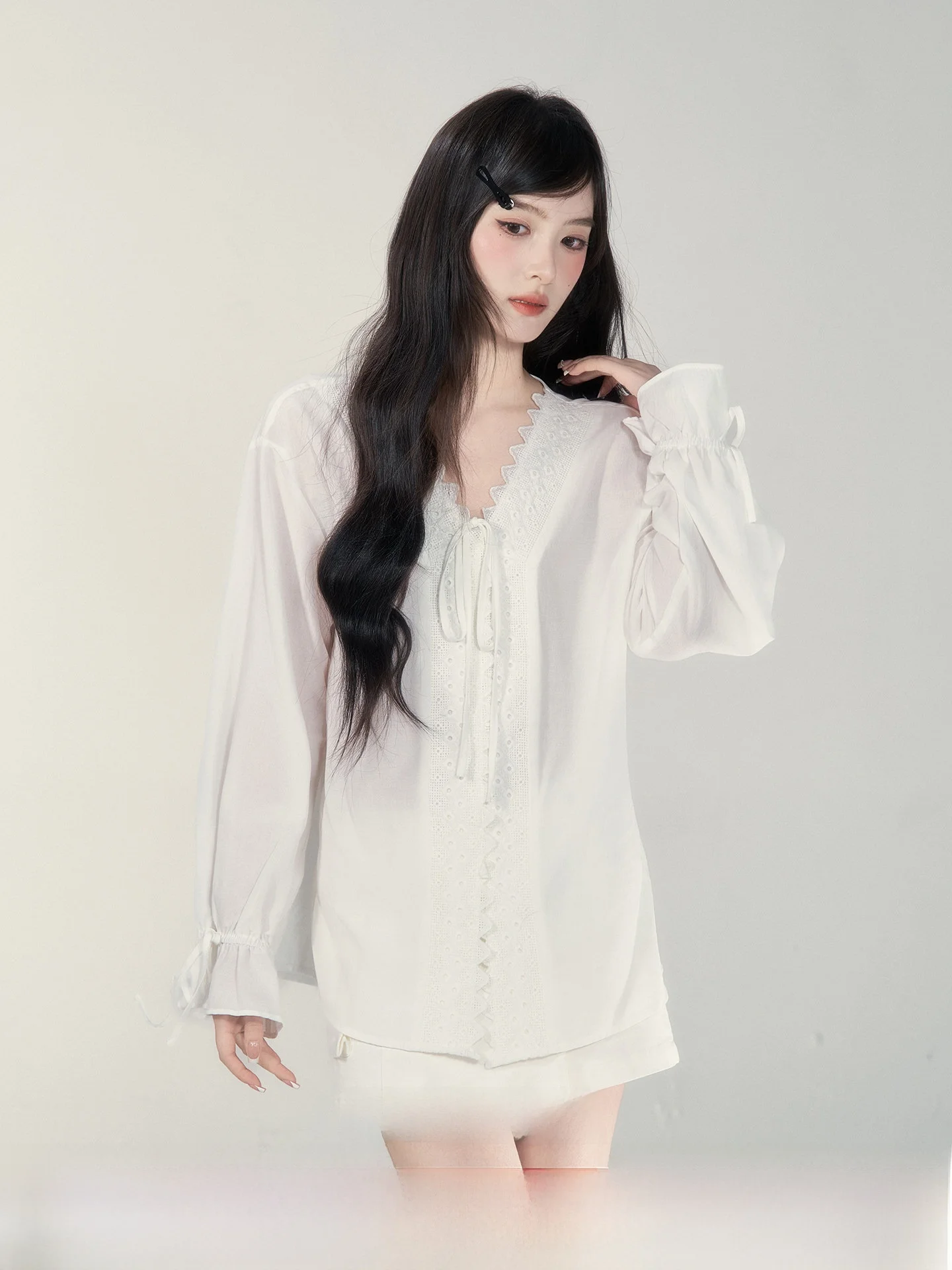 

Белая женская модная блузка с длинным рукавом, новинка весеннего сезона, французский стиль, свободный крой, дышащая, приятная к коже