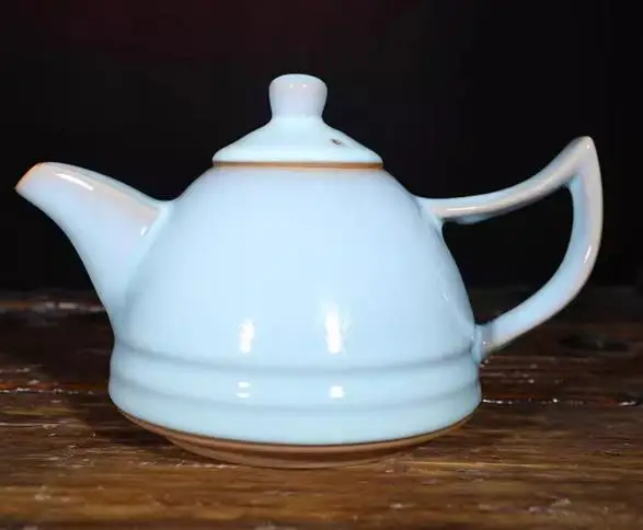 Jun porcelain moon white glaze teapot, collection decoration;