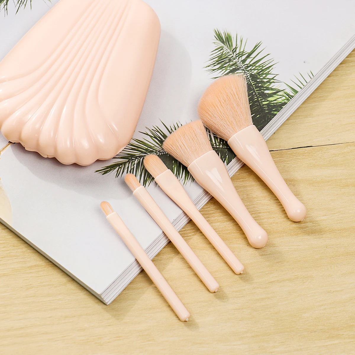 Juego de brochas de maquillaje portátil, herramienta de reparación de belleza, espejo HD, nanofibra suave, nueva moda