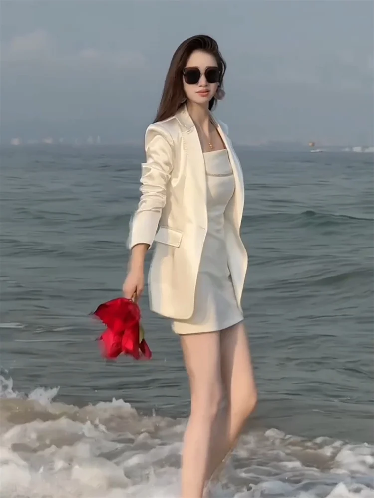 2025 primavera nova moda commute elegante conjunto de duas peças para mulheres temperamento branco emagrecimento terno casaco vestido curto