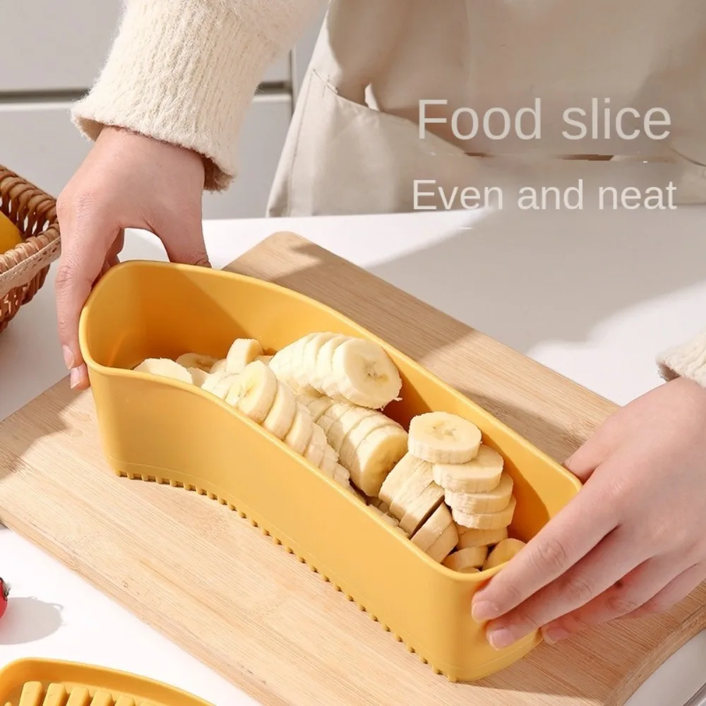 Portable Safe Banana Slicer Labor-saving Plastic Banana Cutter Slicer Manual .Easy to Clean Ham Sausage Cutter Cheese Gadgets