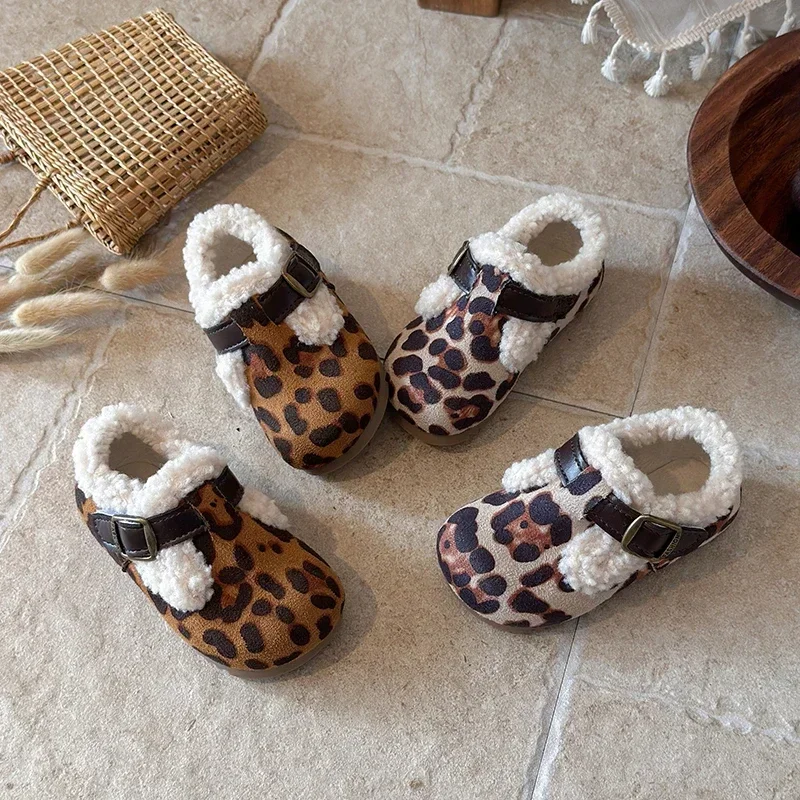 Kids Girls Leopard Print Warm Flat Shoes Faux Suede Upper Adjustable Hook and Loop Anti Slip Sole Autumn Winter Walking Shoes