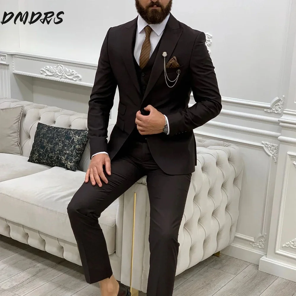 

Handsome Brown Prom Suit 3PCS 2025 Classic Single Breasted Suit For Groomsmen Including Jacket Pants Suit Customized