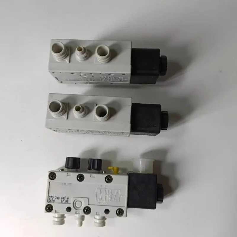 Brand New 572740 AVENTICS Solenoid Valve，1PCS