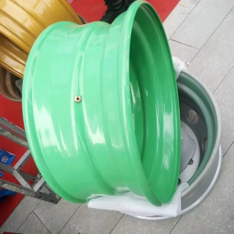 

22.5x 9.00 Heavy Steel Truck Rim 10-Stud Tubeless for Semi Trailer New Condition