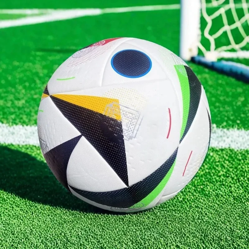2024 고품질 크기 5 축구 공 공식 PU 원활한 클래식 마모 방지 야외 리그 스포츠 축구 훈련 경기