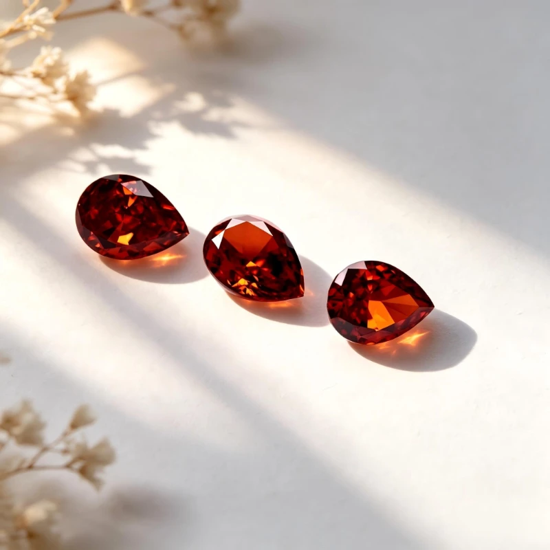 Kubischer Zirkonia Birnenform Künstlicher Zirkon Rote Farbe 5A+ Qualität CZ 4K-Schliff Crushed Ice Cut Hochkarätiger Diamant – Detail 6