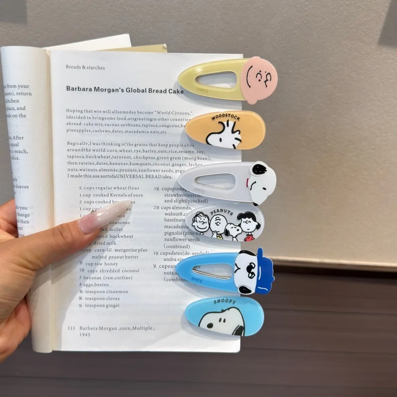 2/10PCS Random Cartoon Snoopy Hair Clips For Women Side Bang Clips Student Cute Frizz Hair Accessories Sweet Hair Adornments