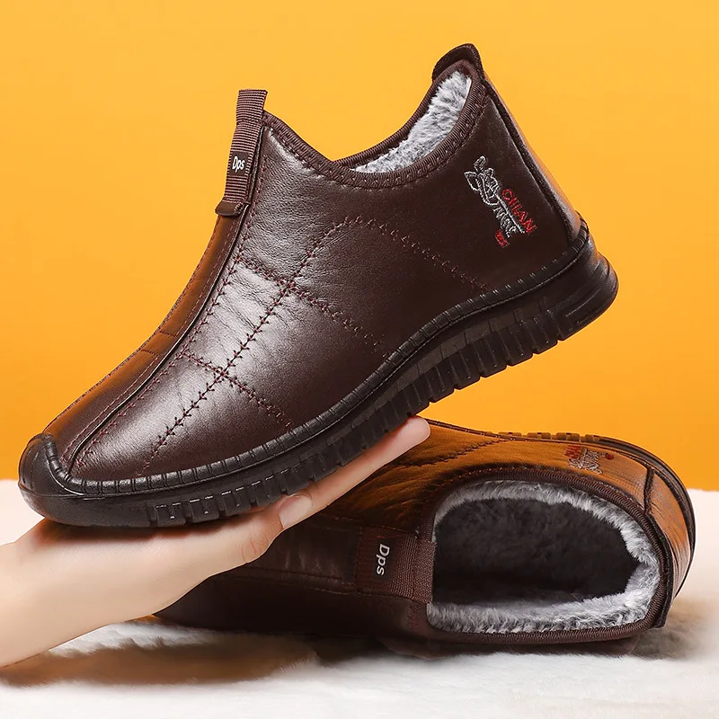 Winter Men's Cotton Shoes Warm Plush Thick Snow Boots Casual Leather Surface Waterproof Men's Boots Anti Slip Plus Size 39-46