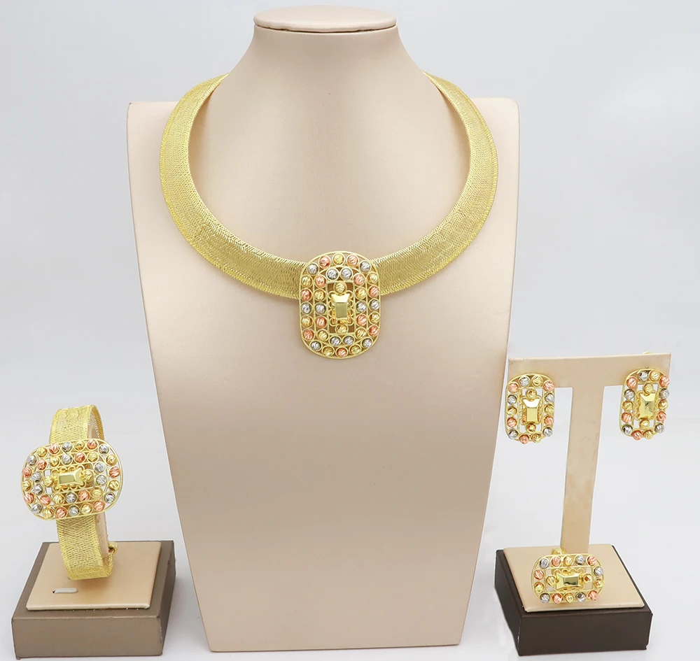 

Dubai Gold Plated Jewelry Set Women's High Grade Choka Necklace Bracelet Earrings And Ring Fashion Wedding Party Accessories