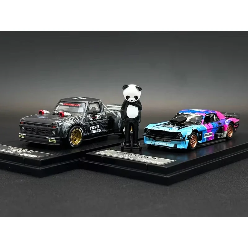 SW Street Weapon 1:64 Mustang Hoonicorn RTR F150 Hoonitruck Panda Figur Echte Miniaturen Legierung Druckguss Automodell Geschenk