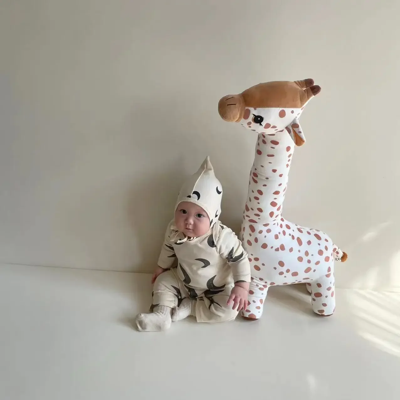 ตุ๊กตาเด็ก ของเล่นปลอบประโลมอารมณ์เด็ก ของเล่นเพื่อนนอนเด็ก ของตกแต่งห้อง ตุ๊กตาการ์ตูนยีราฟ ของเล่นตุ๊กตาขนนุ่ม ของขวัญ