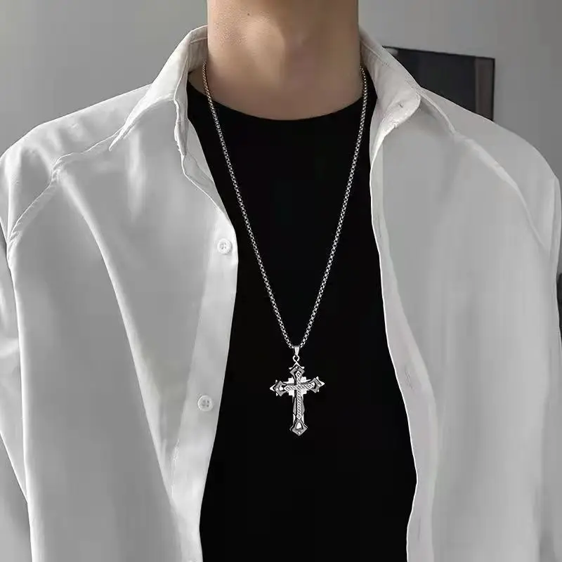 High Quality Cross Titanium Steel Non Fading Necklace,Domineering and Trendy Men\'s hip-hop Pendant Chain,New Handsome Men Women