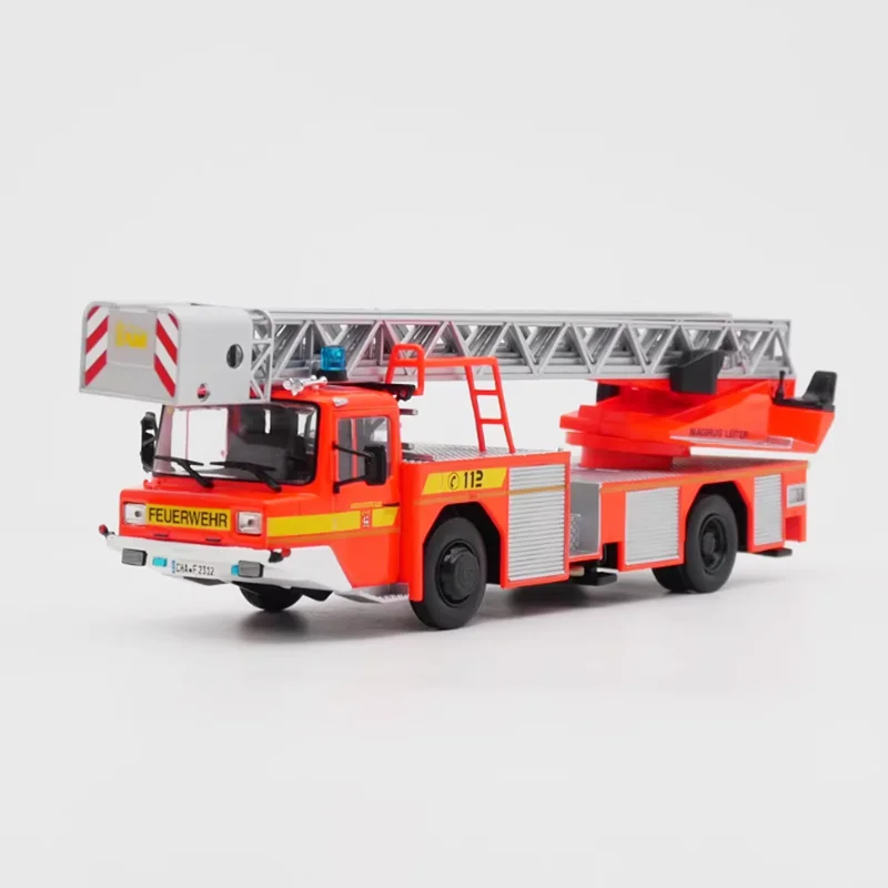 

IXO Diecast 1:43 Scale Alloy DLK Fire Truck Model Finished Product Simulation Toy Collection Static Display
