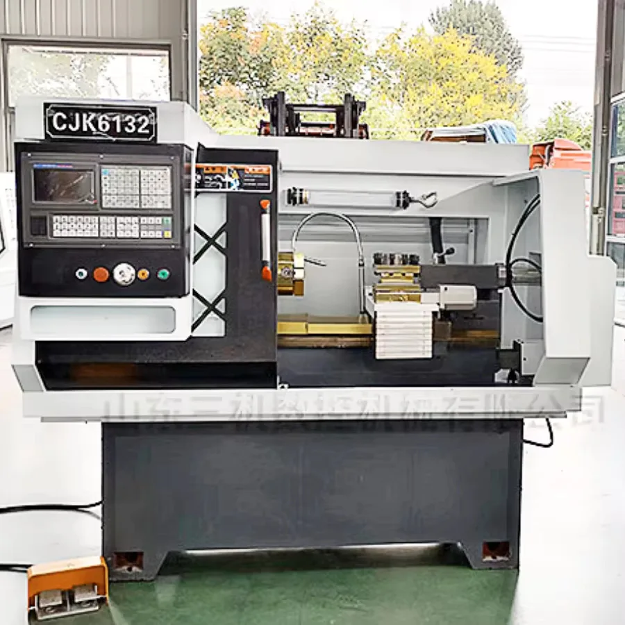 Quality Metal High Precision Small Ck6132 Flat Bed Cnc Lathe