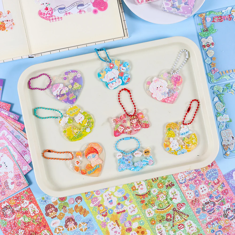 10- 100PCS Kawaii Koreaanse Deco Sticker Pack: Leuke kleurrijke cartoonontwerpen, sprankelend glittereffect, dagboek Toploader Deco en meer