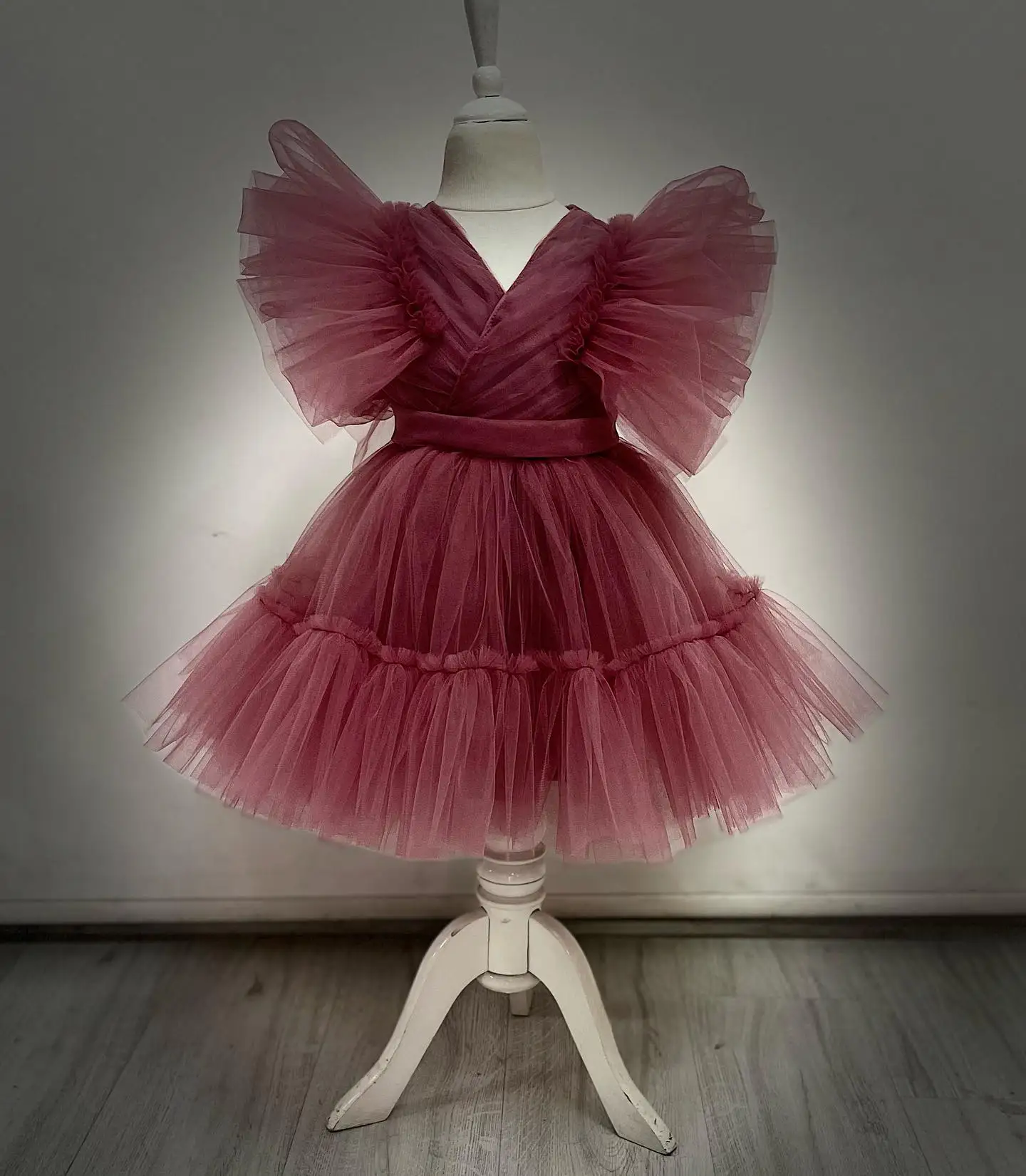 

Милое тюлевое платье принцессы с цветочным узором для девочек, сексуальное многоуровневое тюлевое платье с v-образным вырезом для свадьбы, дня рождения, праздничное платье по индивидуальному заказу