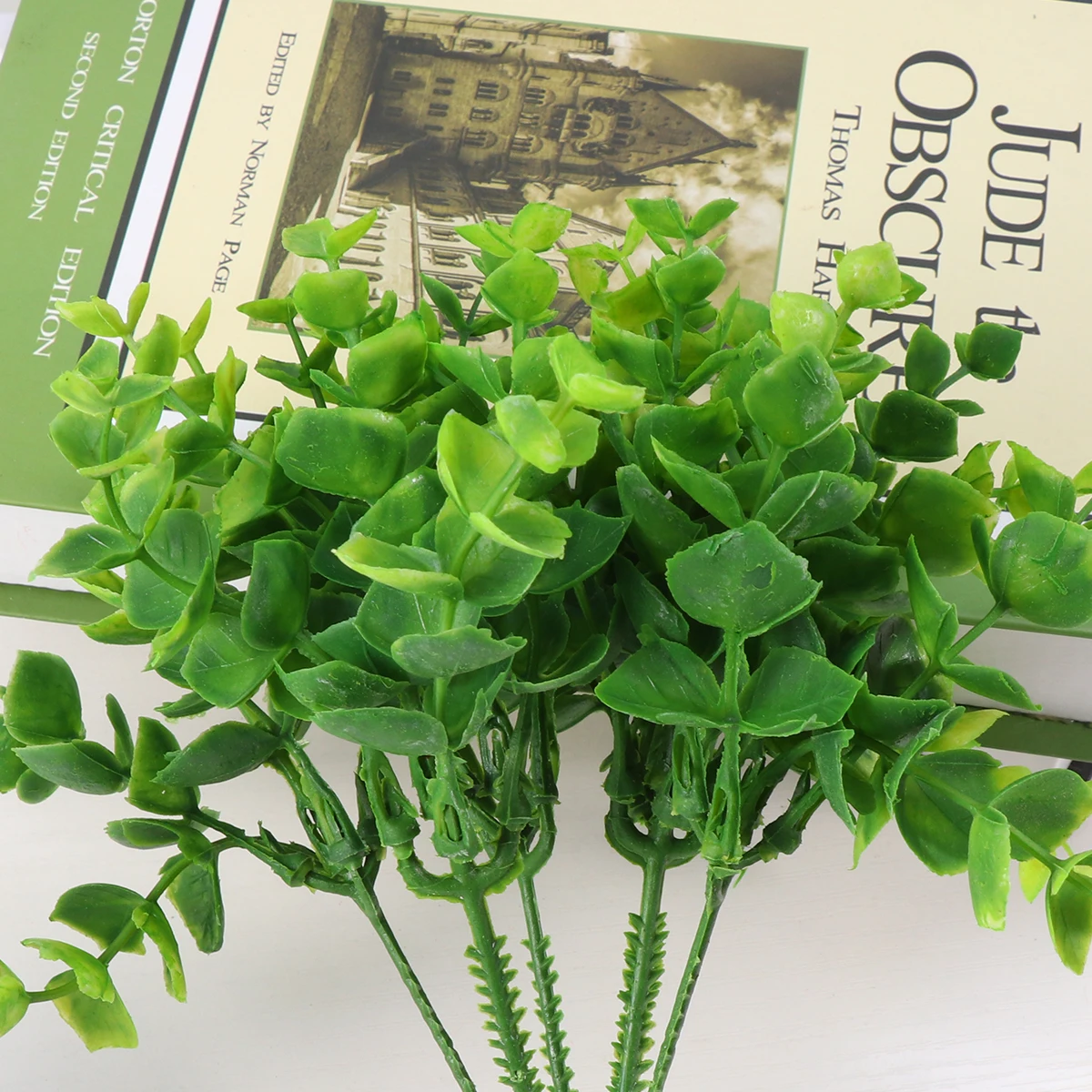 

12pcs Artificial Eucalyptus Leaves Plants Decor Lifelike Wedding Home Christmas Floral Simulation Plant