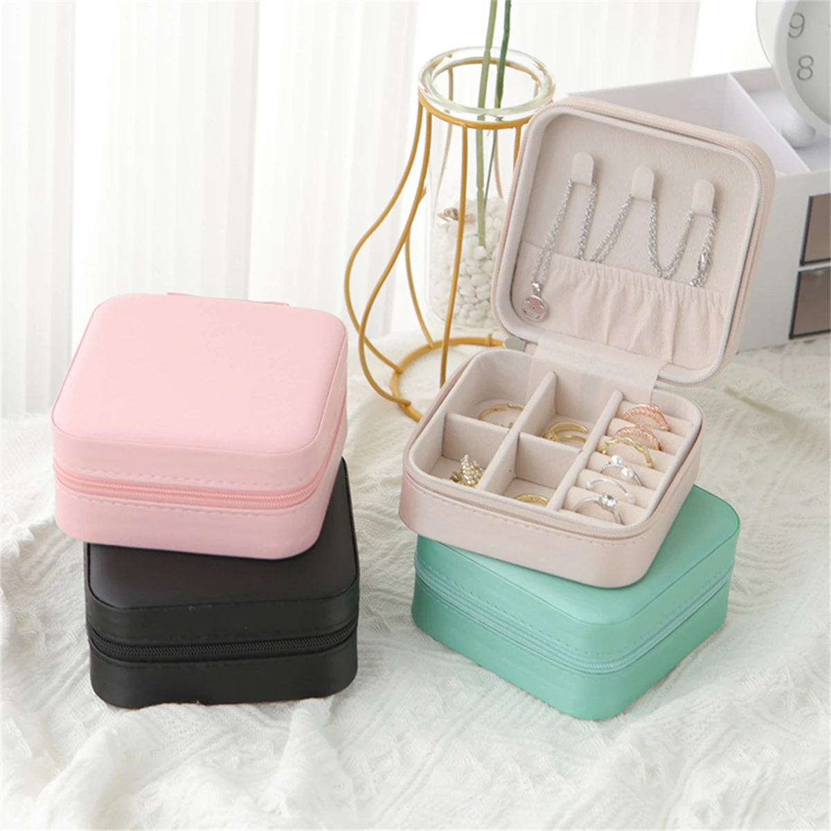 

Mini Jewelry Storage Box Travel Earrings Necklace Storage Case For Women Ring Organizer Portable PU Leather Display Case Gift