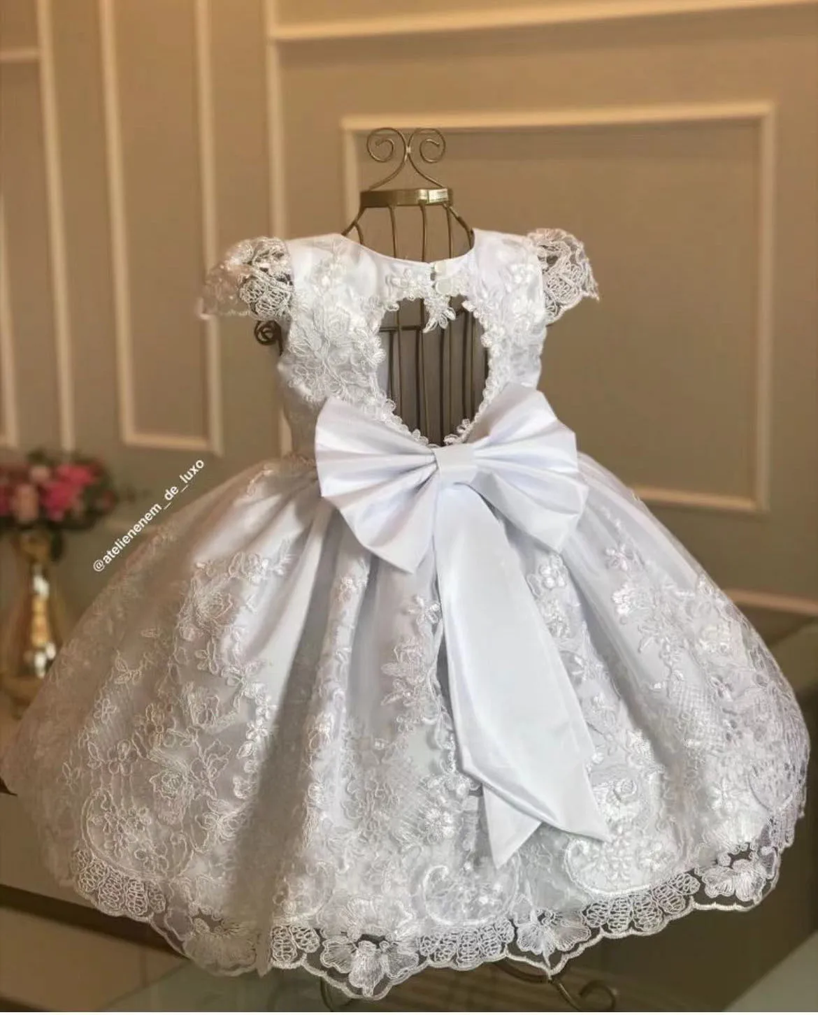 Flower Girl Dress For Wedding White 3D Butterfly Tulle Pearls Sleeveless With Bow Kids Birthday Party First Communion Ball Gowns