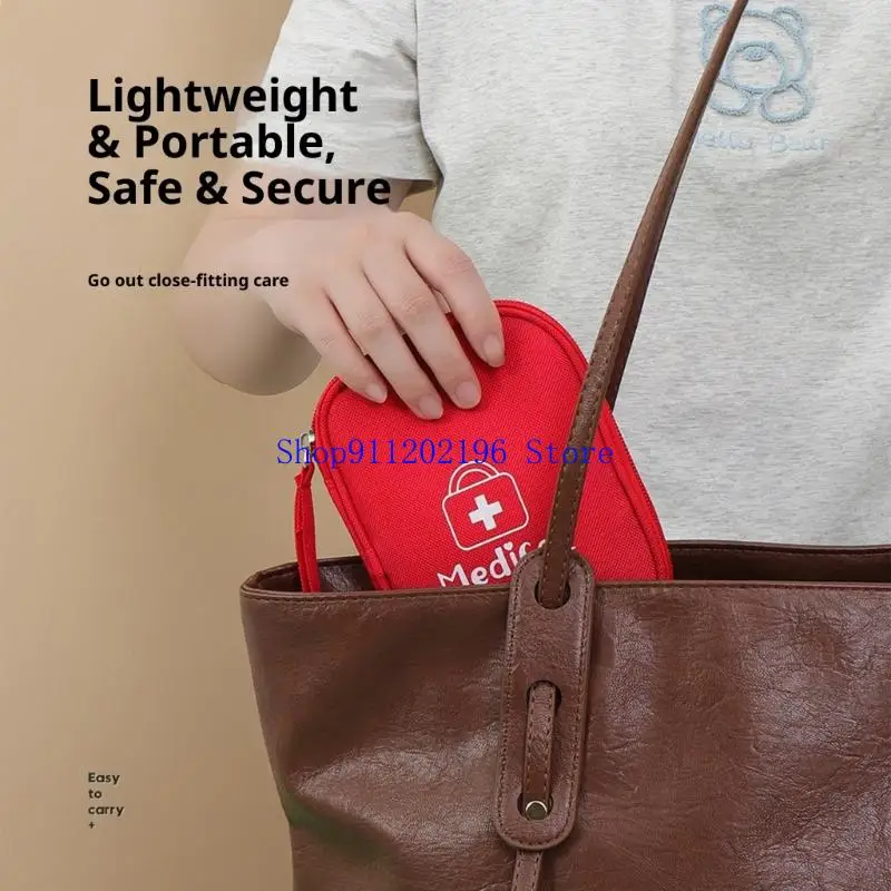 

P82A Lightweight First Aid Bag With Multiple Compartments For Home Car Camping Travel Waterproof Oxford Fabric