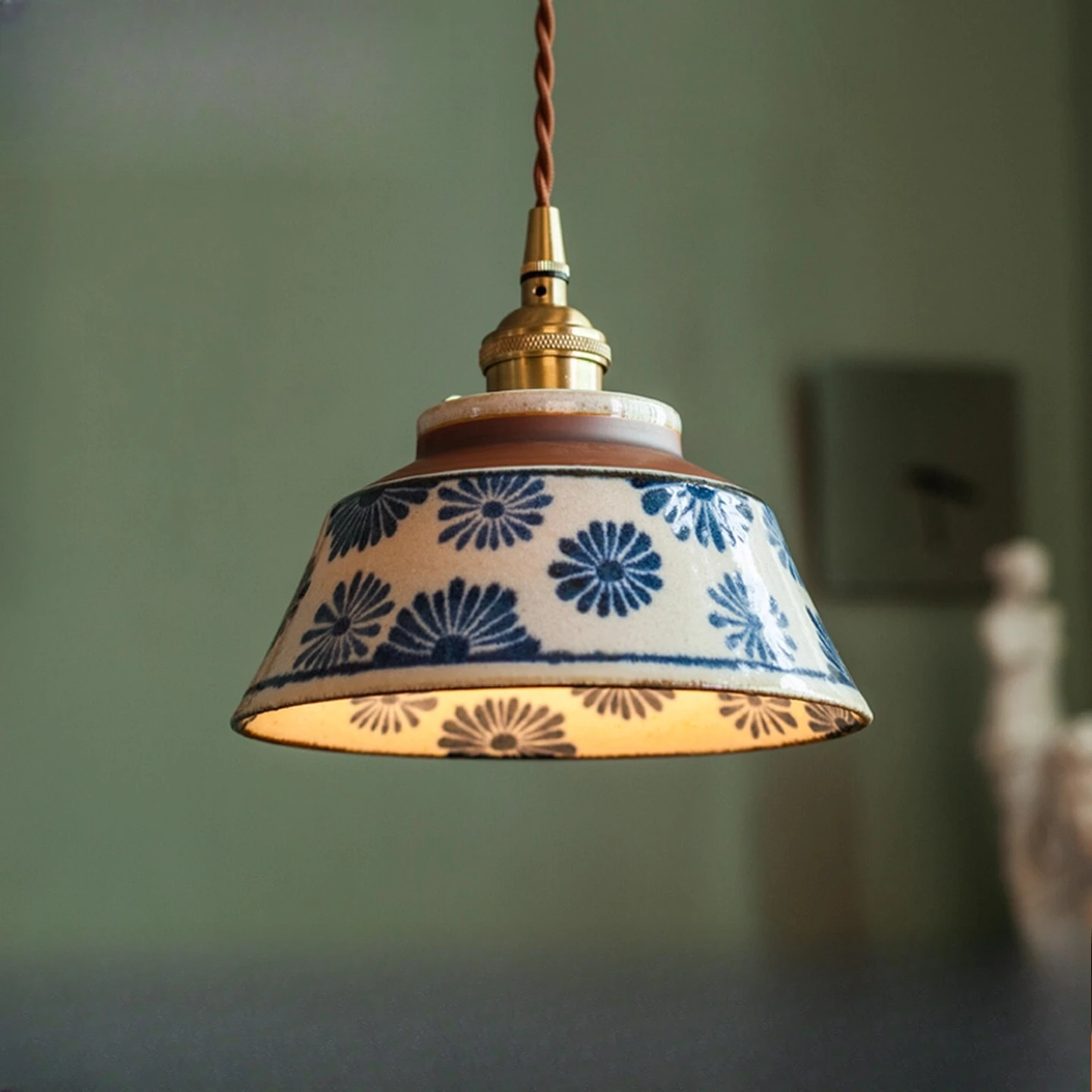 

Китайский ретро чайная комната подглазурный цвет керамический подвесной светильник Китайский антикварный стиль ностальгический прикроватный подвесной светильник для проживания в семье