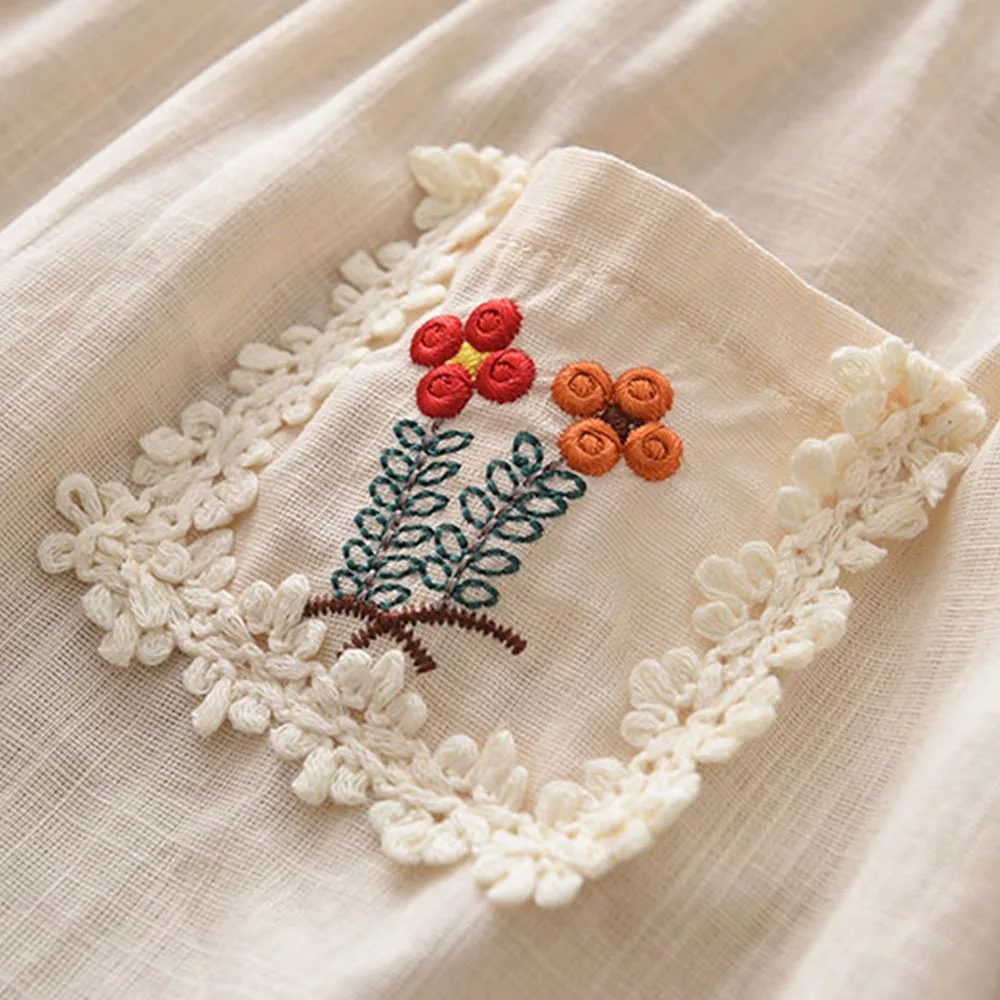 Robe en dentelle brodée de fleurs pour filles, robes décontractées pour tout-petits, manches volantes douces, vêtements de princesse, nouvelle mode, été, 2-6 ans