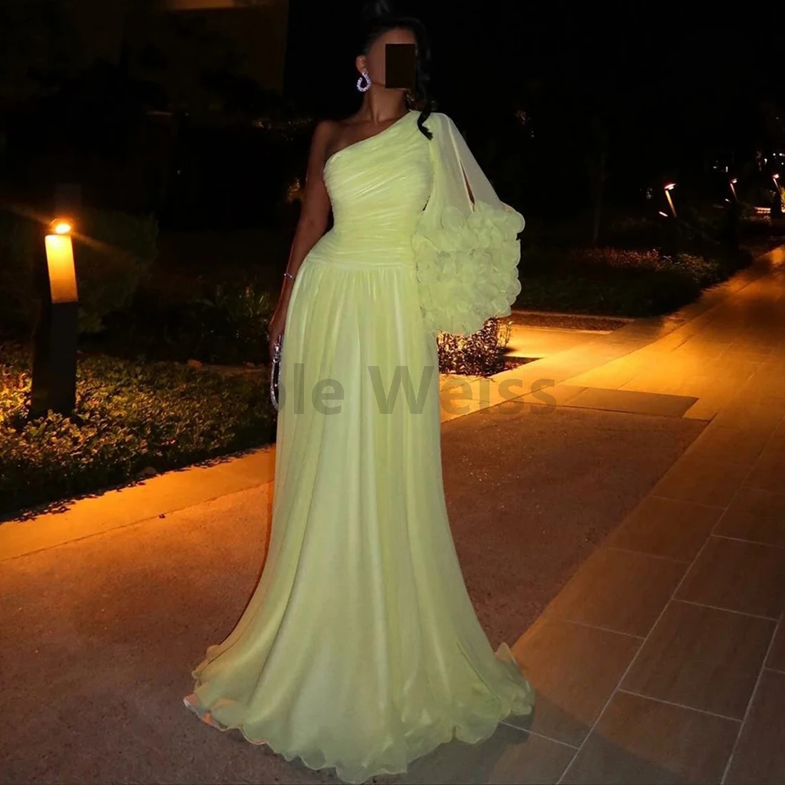 فستان سهرة شيفون بكتف واحد للنساء بطول الأرض فستان حفلات مطوي حسب الطلب