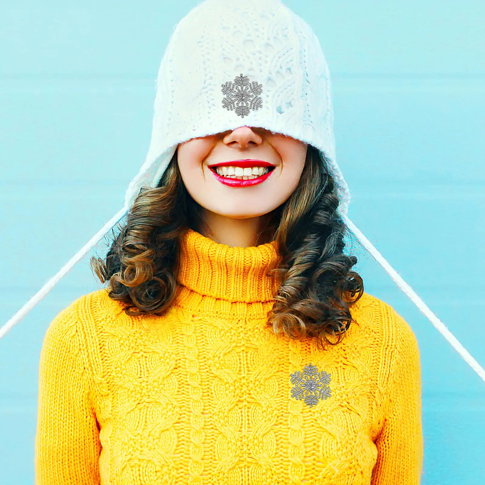 

Elegant Snowflake Brooch Rhinestone Crystal Intricate Details Luxury Finish Wedding Jewelry for Women Snowflake Brooch