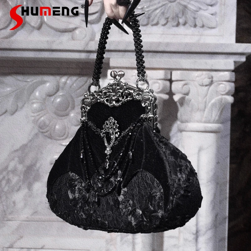 

2025 Autumn New Halloween Japanese Popular Chic Drawstring Bags Gothic Luxurious European Style Shiny Diamond Velvet Bat Handbag