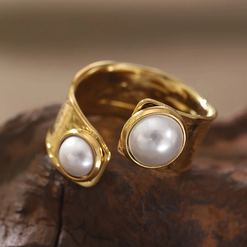 Huitan Bright Novel Shaped Opening Rings for Women Charming Imitation Pearl Accessories for Engagement Chic Trendy Party Jewelry