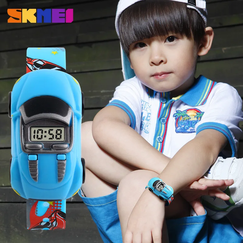 Not waterproof, fashionable, cute cartoon car, children\'s electronic watch, detachable student toy gift table