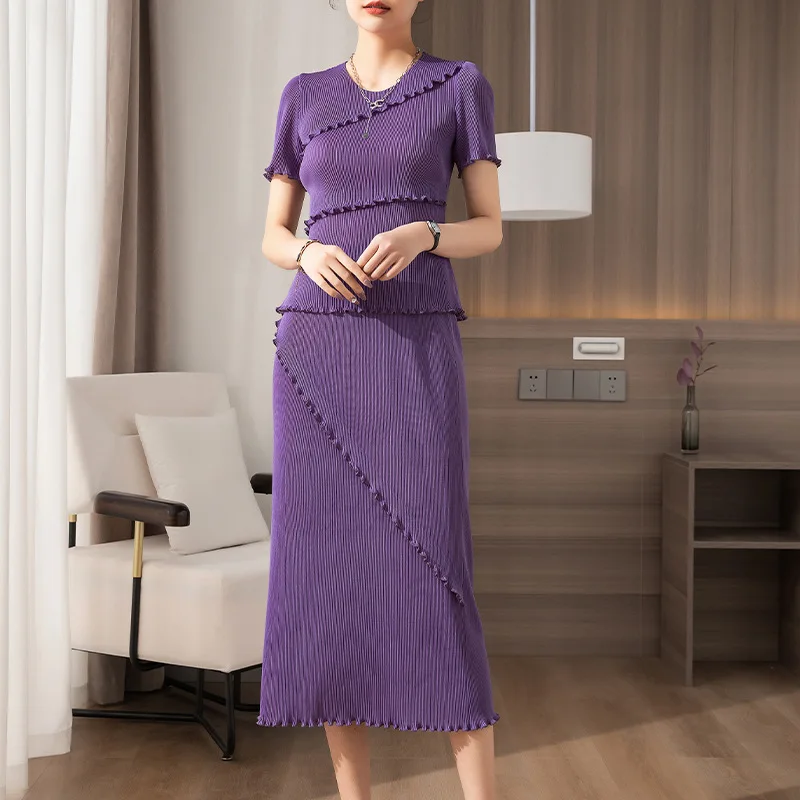 

Slim Short-Sleeved T-shirt+Half-Skirt Suit Miyake Spring Summer 2023 New High-Waisted Casual Embroidery Two-Piece Set For Women