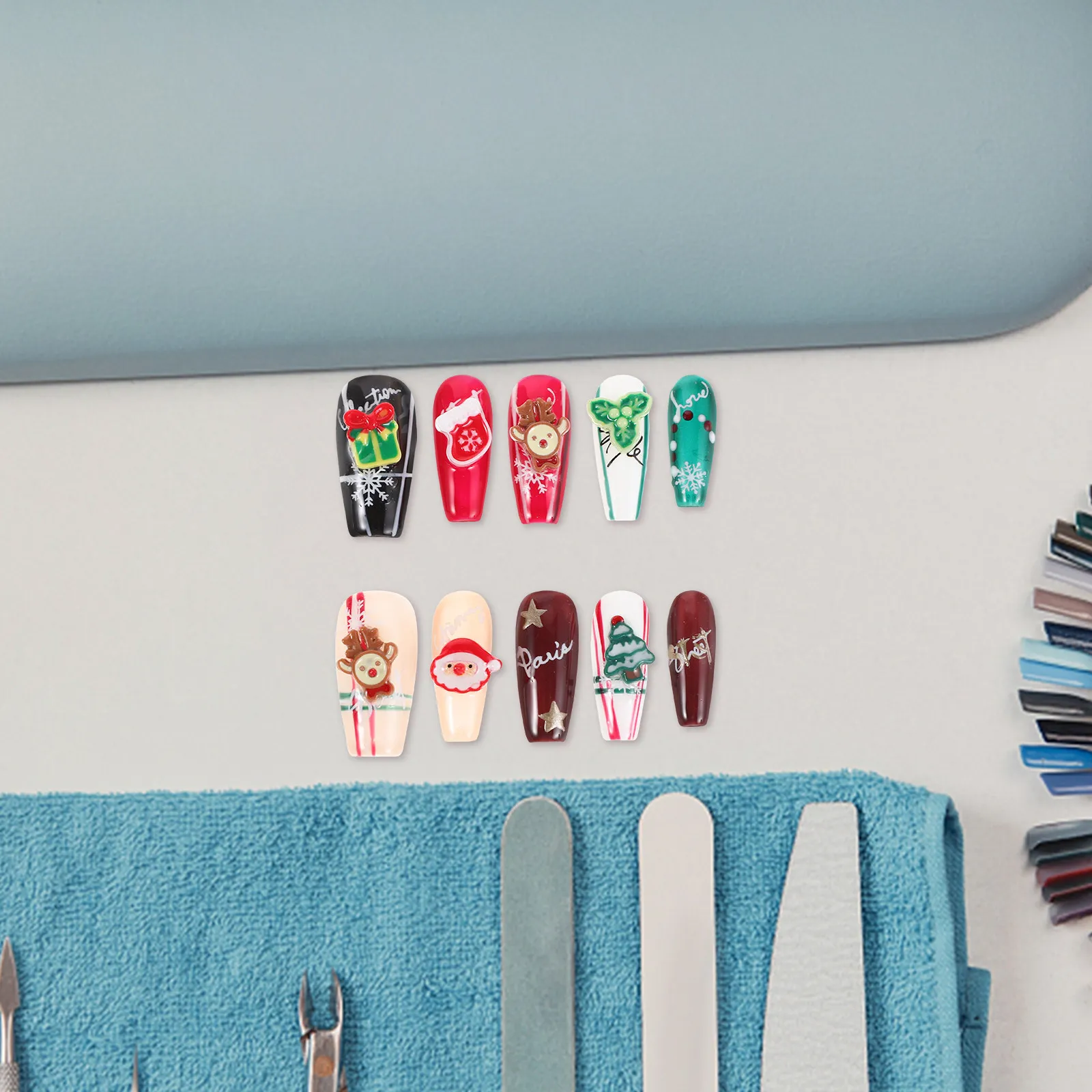 1Set Reusable Christmas Press on Nails Full Cover Santa Snowflake Tree Red White Xmas Fake Nails Holiday Manicure