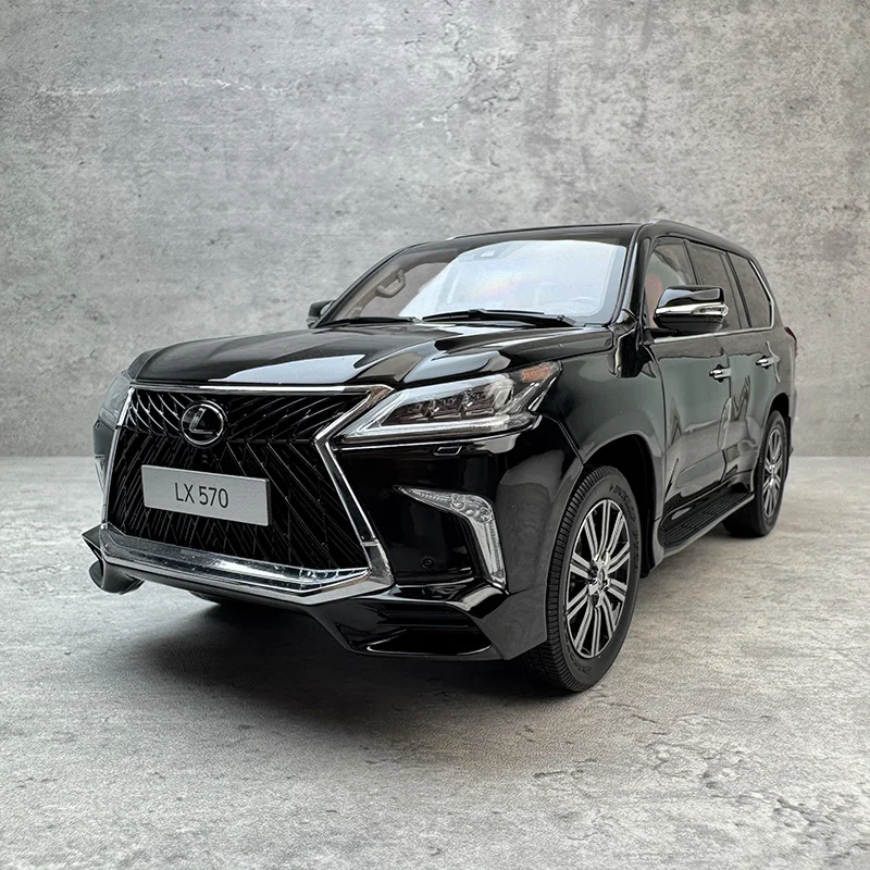 

HAOCHI 1/24 Lexus LX570 SUV Alloy Car Model Diecasts Metal Off-road Vehicles Car Model Sound and Light Simulation Kids Toys Gift