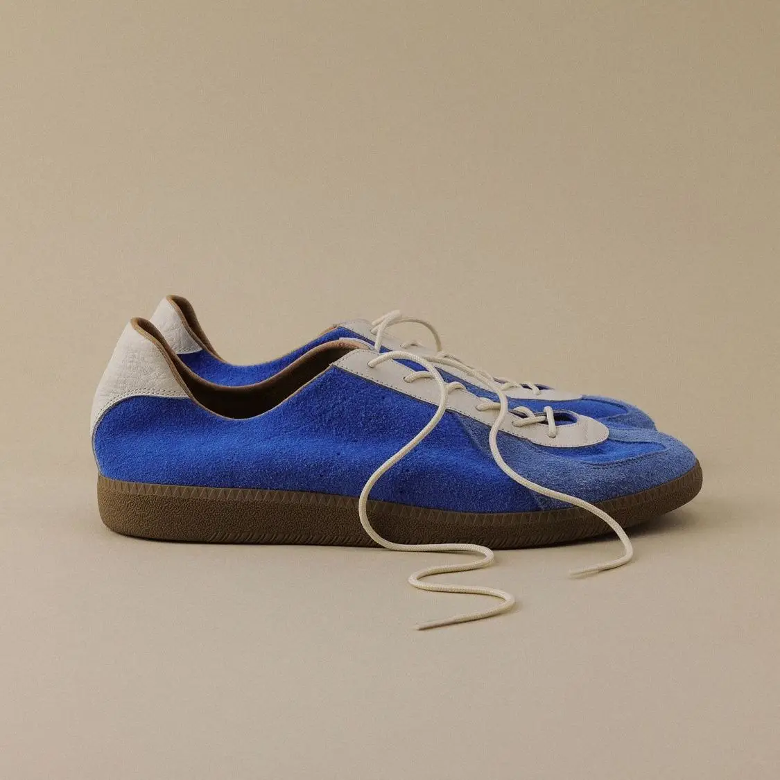 

Unisex Soft-Sole Flat Casual Shoes Comfortable and versatile unisex walking shoes for couples Casual and sports-style footwear