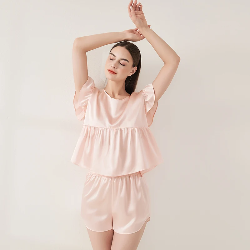 

Настоящий 19 мм шелковый шелк с рюшами и короткими рукавами, пуговицами, лацканами, топ и эластичные шорты, пижамный комплект, женская одежда для сна, повседневная одежда для дома