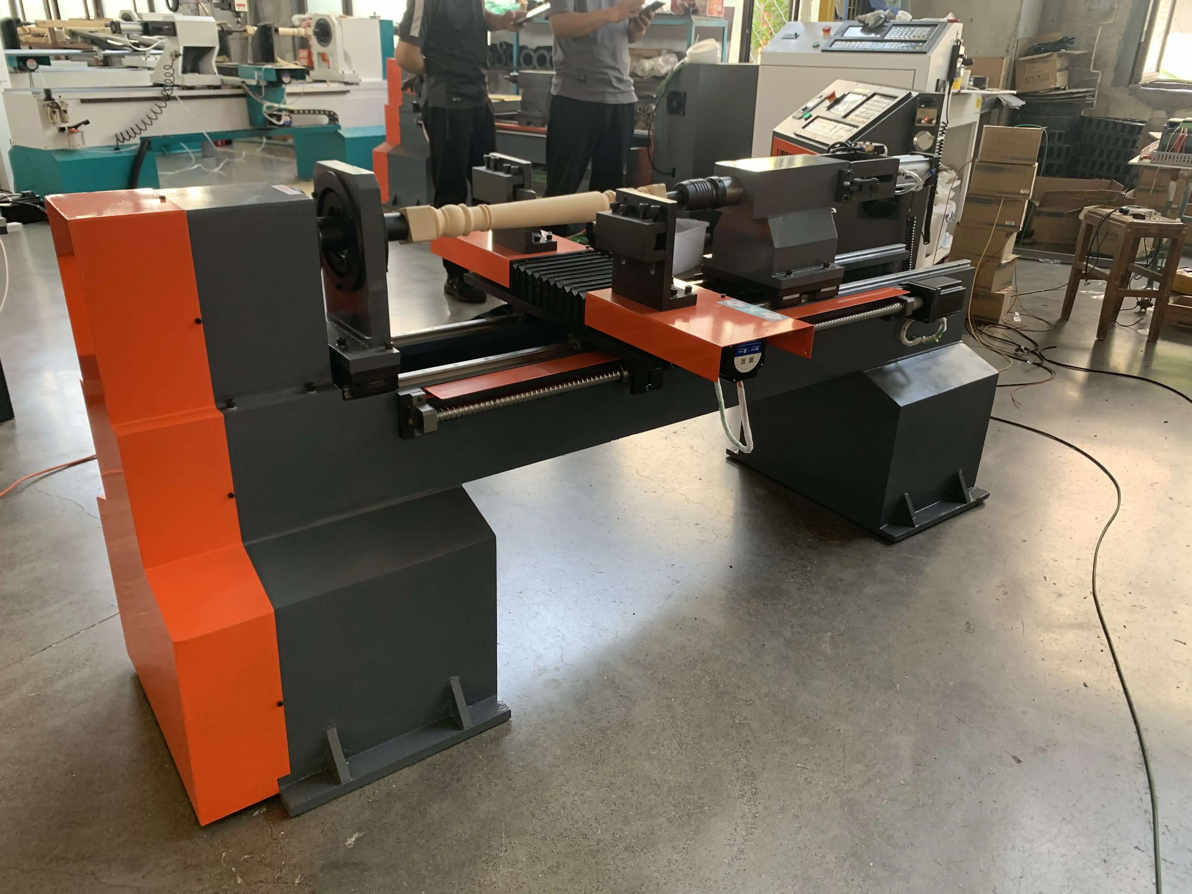 Tornio per legno con struttura - Cnc Wood Lathe Machine recensione e prezzo