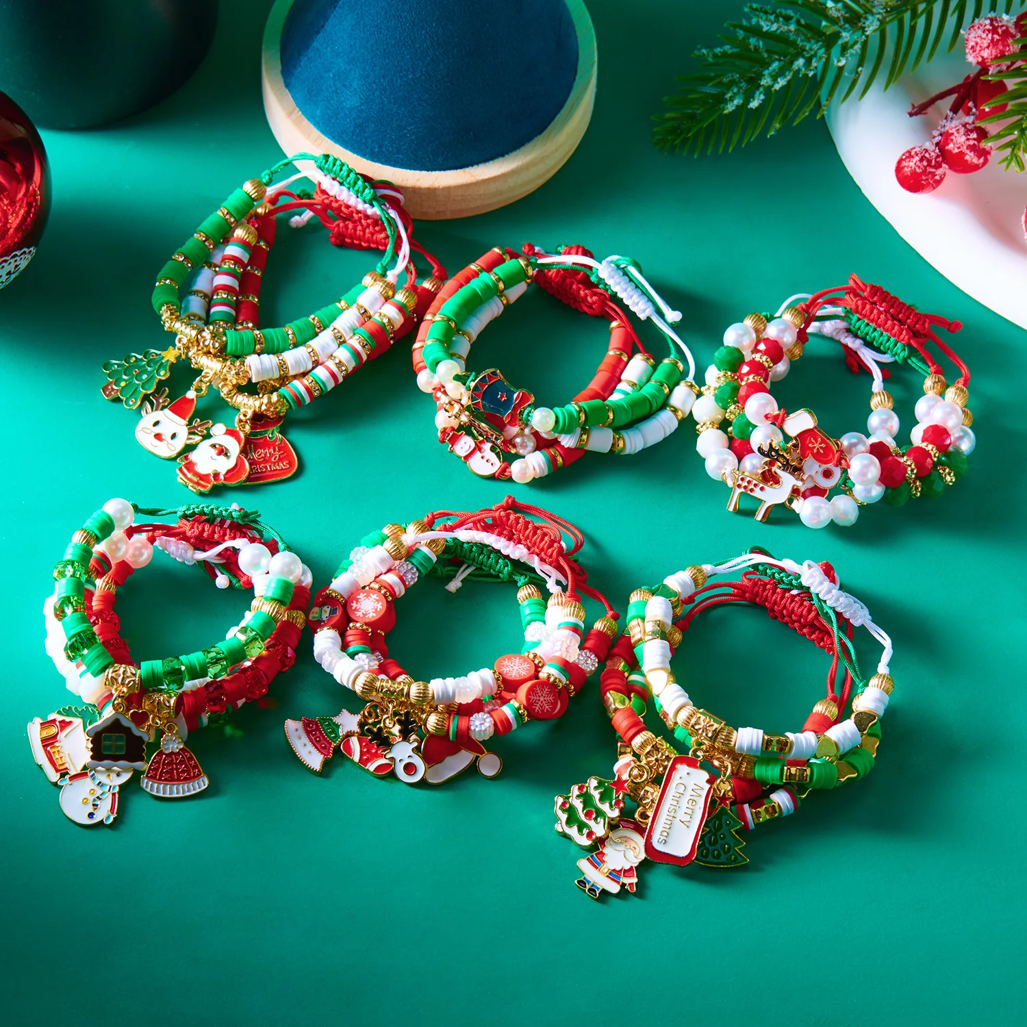 4Pcs/set Christmas Tree Santa Claus Bracelet For Women Xmas Deer Snowman Polymer Clay Beads Woven Bangles New Year Jewelry Gifts