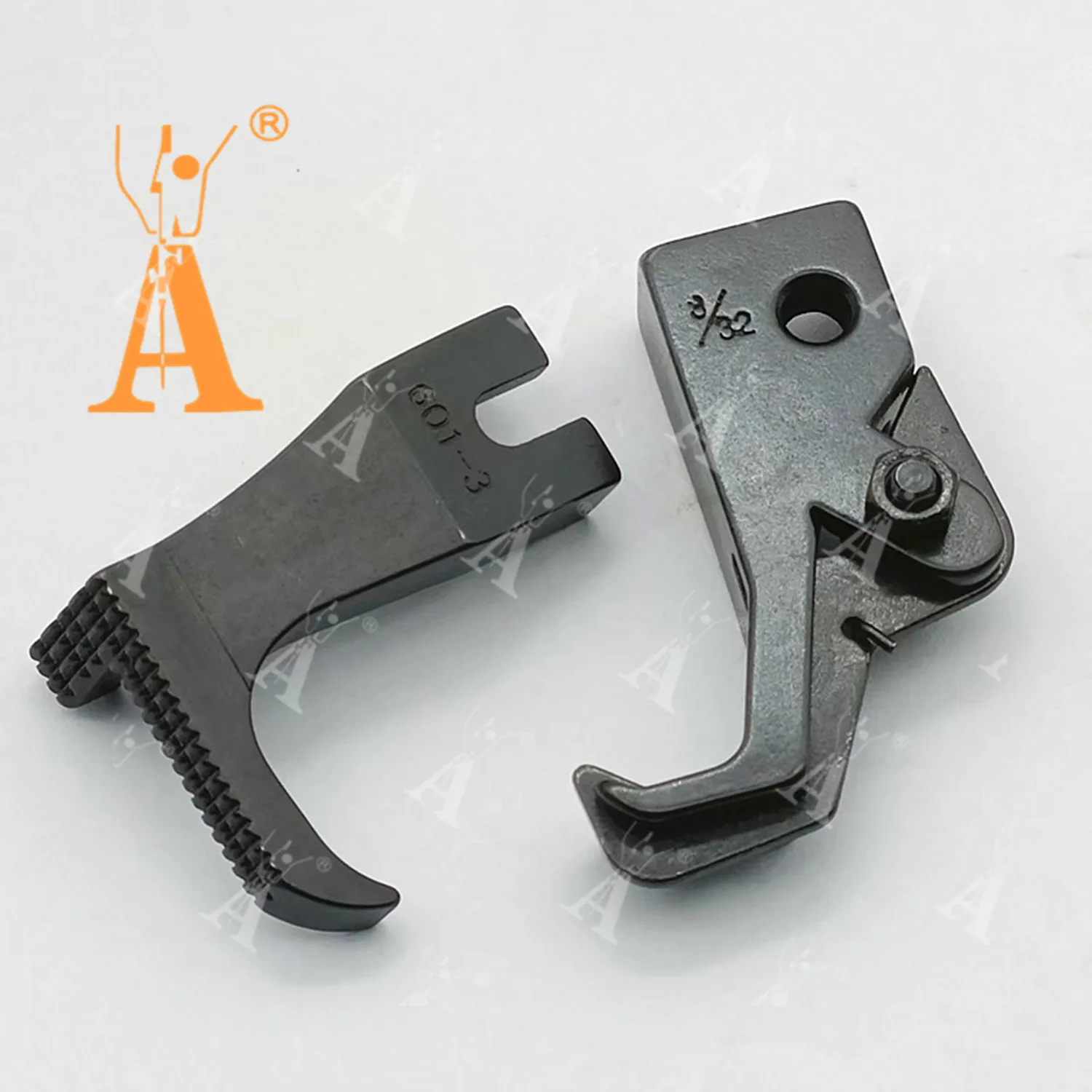 601-3 S569G نشاط السيارة المتزامن عالي ومنخفض توقف سستة خط ضغط قدم الضغط من جانب واحد مع سكين قطعة قدم الضغط في ماكينة الخياطة