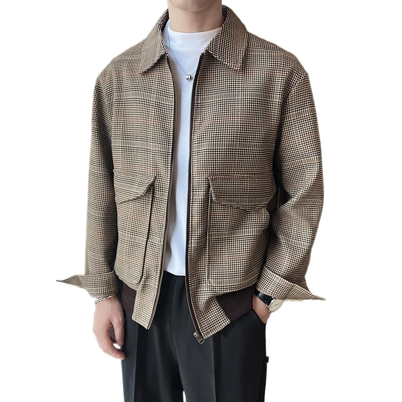 

2024 Autumn Bomber Jacket Men Korean Streetwear Fashion Loose Casual Vintage Small Plaid Short Jacket Cargo Coat Man Outerwear