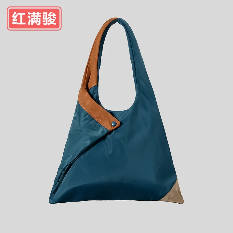 Niche Design draagtas met grote capaciteit Dames nylon handtas Japanse stijl kleurblok schoudertas