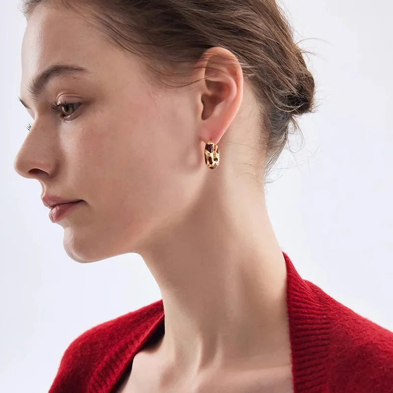 DREJEW French Vintage Red Spot Drop Oil Earrings for Women Simple Personality Hoop Earring Light Luxury Dainty Jewelry Gifts