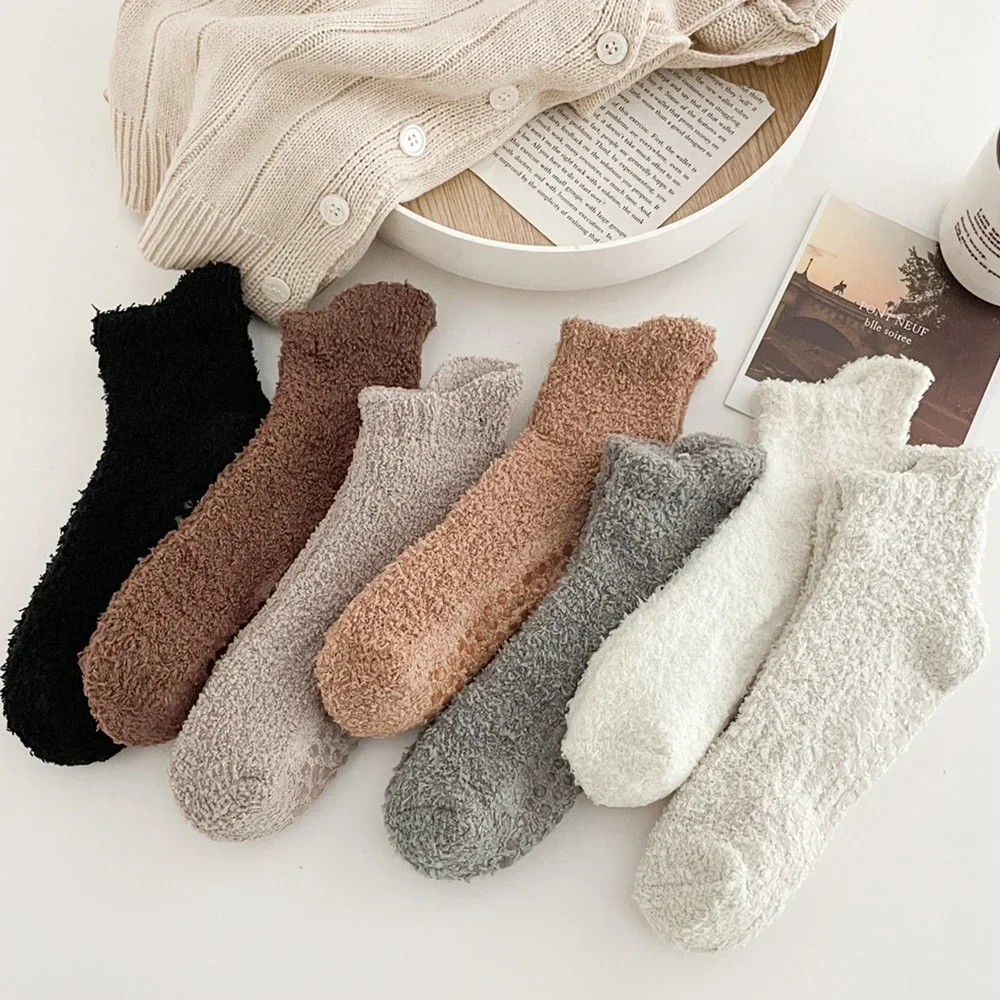 5 Pairs Anti-slip Winter Socks with Grip Women Coral Fleece Thick Warm Ankle Socks Thermal Cozy Fluffy Floor Socks Non-slip